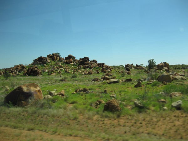 n_img_1023__sudden__isolated__pile_of_rocks.jpg