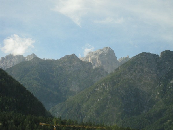 n_img_2825_dolomite_alpine_route_into_italy.jpg