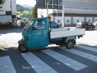 IMG_2861 Little three-wheeled truck.JPG