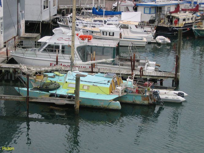 2007_04_04__2373__picton___old_sailboat.jpg